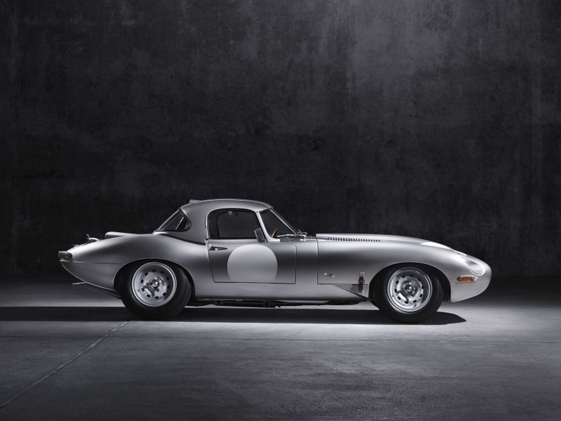 Illustration for article titled Jaguar Brings Back The Lightweight E-Type And It Is Unbelievably Sexy